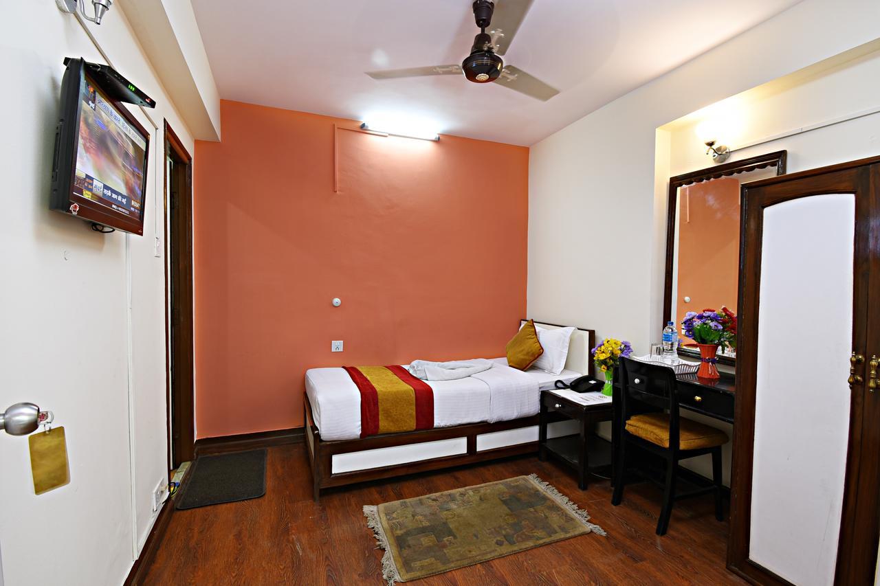 Hotel Pleasure Home Κατμαντού Εξωτερικό φωτογραφία