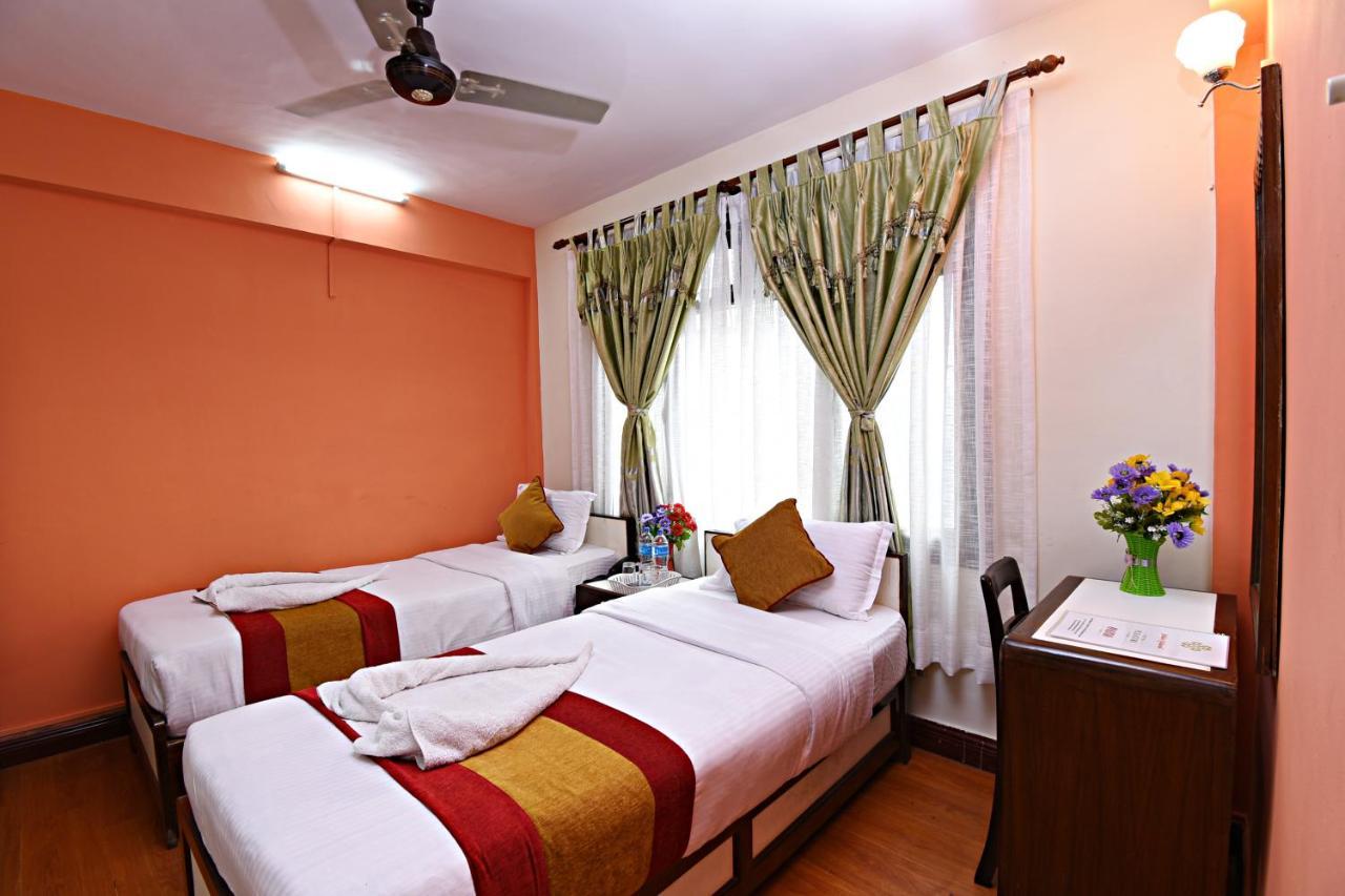 Hotel Pleasure Home Κατμαντού Εξωτερικό φωτογραφία