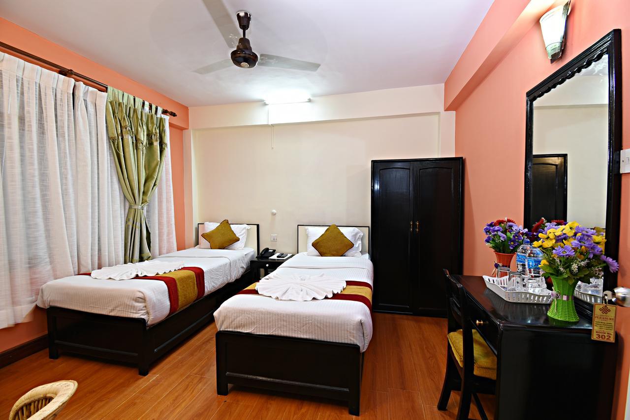 Hotel Pleasure Home Κατμαντού Εξωτερικό φωτογραφία