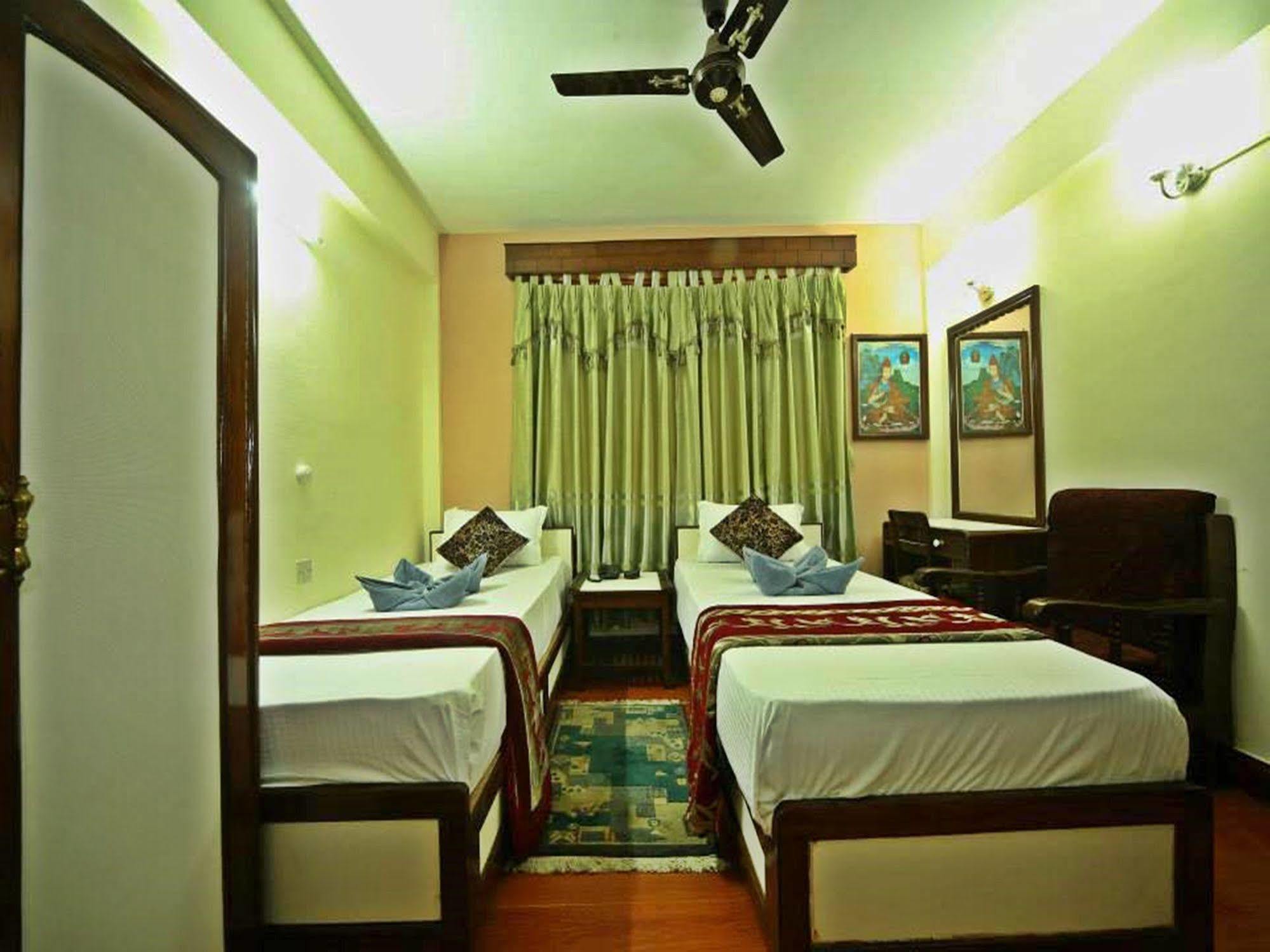 Hotel Pleasure Home Κατμαντού Εξωτερικό φωτογραφία