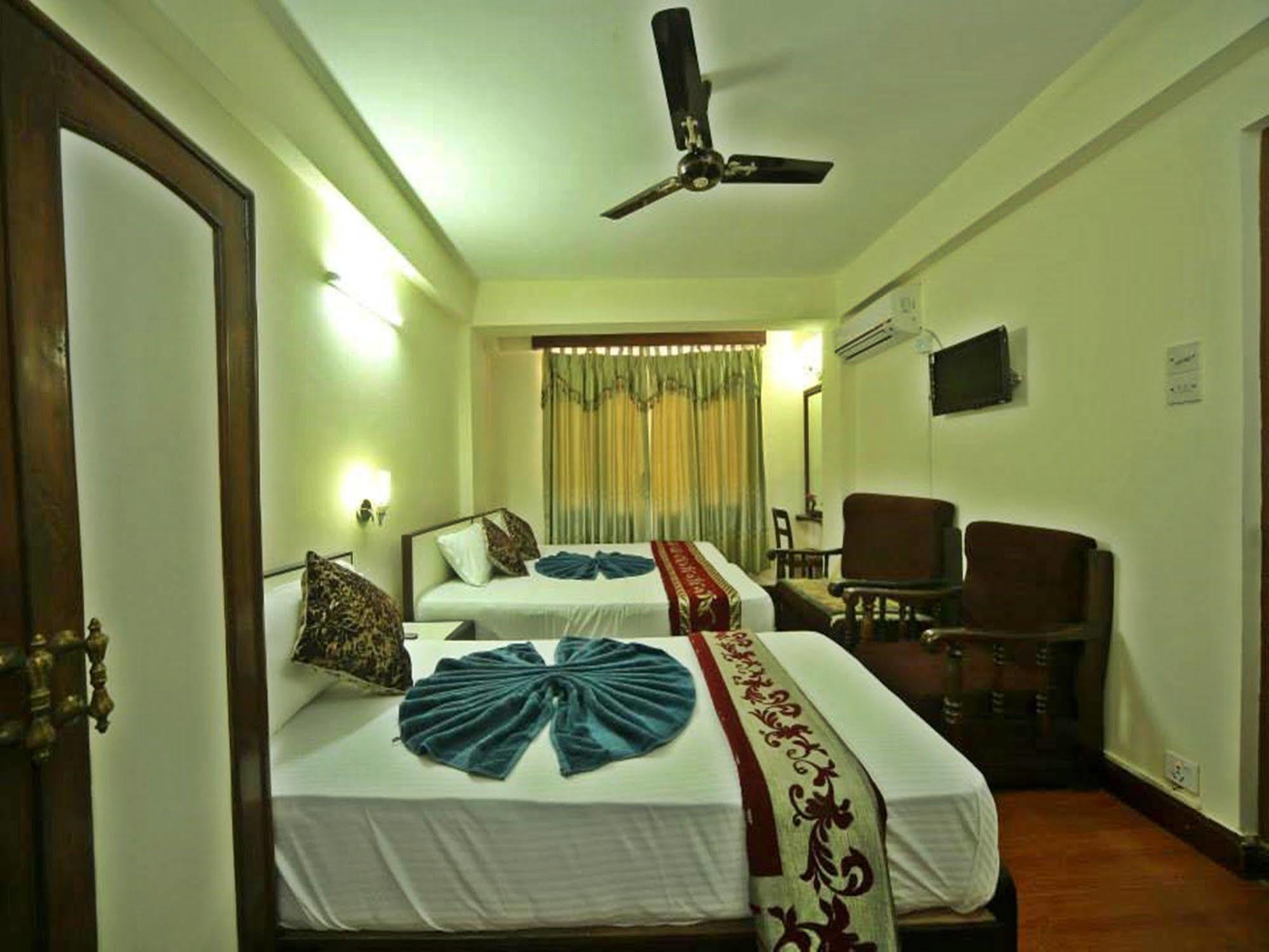 Hotel Pleasure Home Κατμαντού Εξωτερικό φωτογραφία